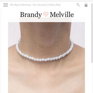 BRANDY MELVILLE Pearl Choker
